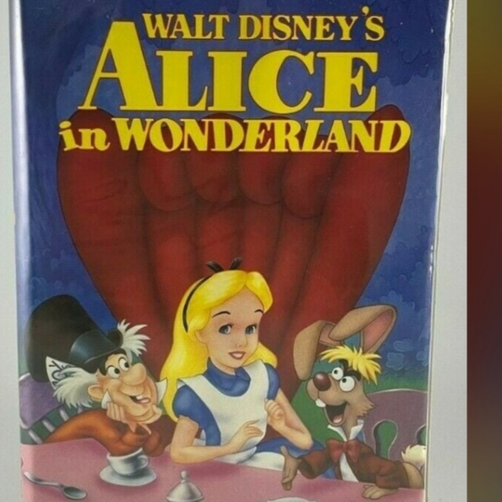 Walt Disney's Black Diamond Classics Alice In Wonderland VHS Home Video